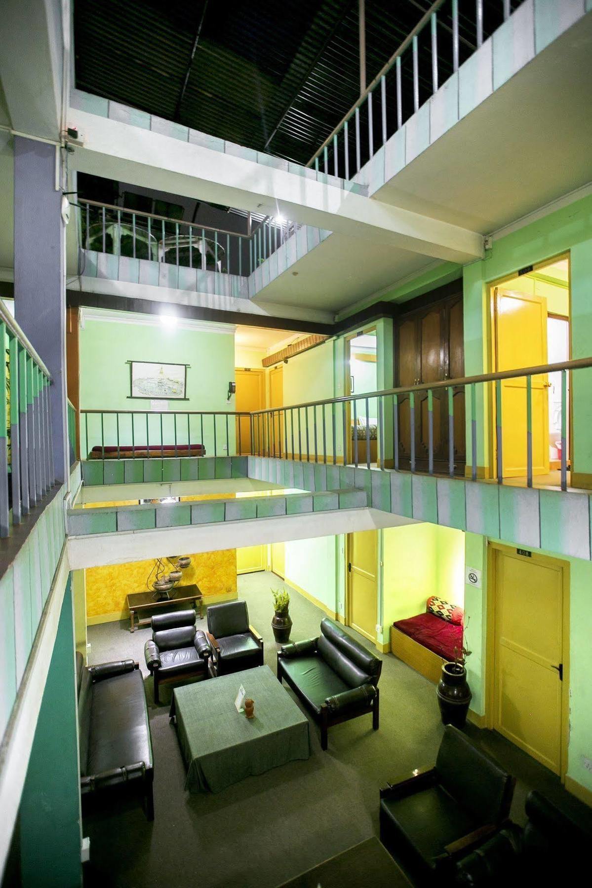 Hotel Nana Katmandú Exterior foto